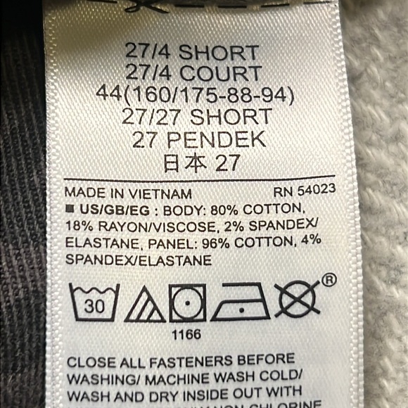 GAP Maternity Vintage Slim Jeans.  Leopard Print - Black and Gray. Size 27 - Picture 12 of 12